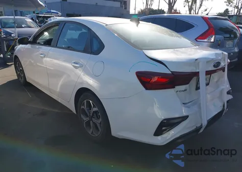 2020 Kia Forte Lxs из США, поврежденный, VIN 3KPF24AD3LE246520